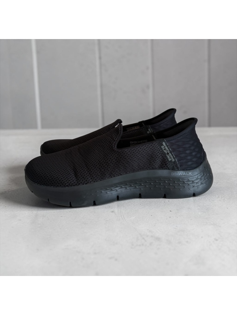 Skechers Hands Free Slip-Ins GO WALK Flex Relish Black Women's Size 11